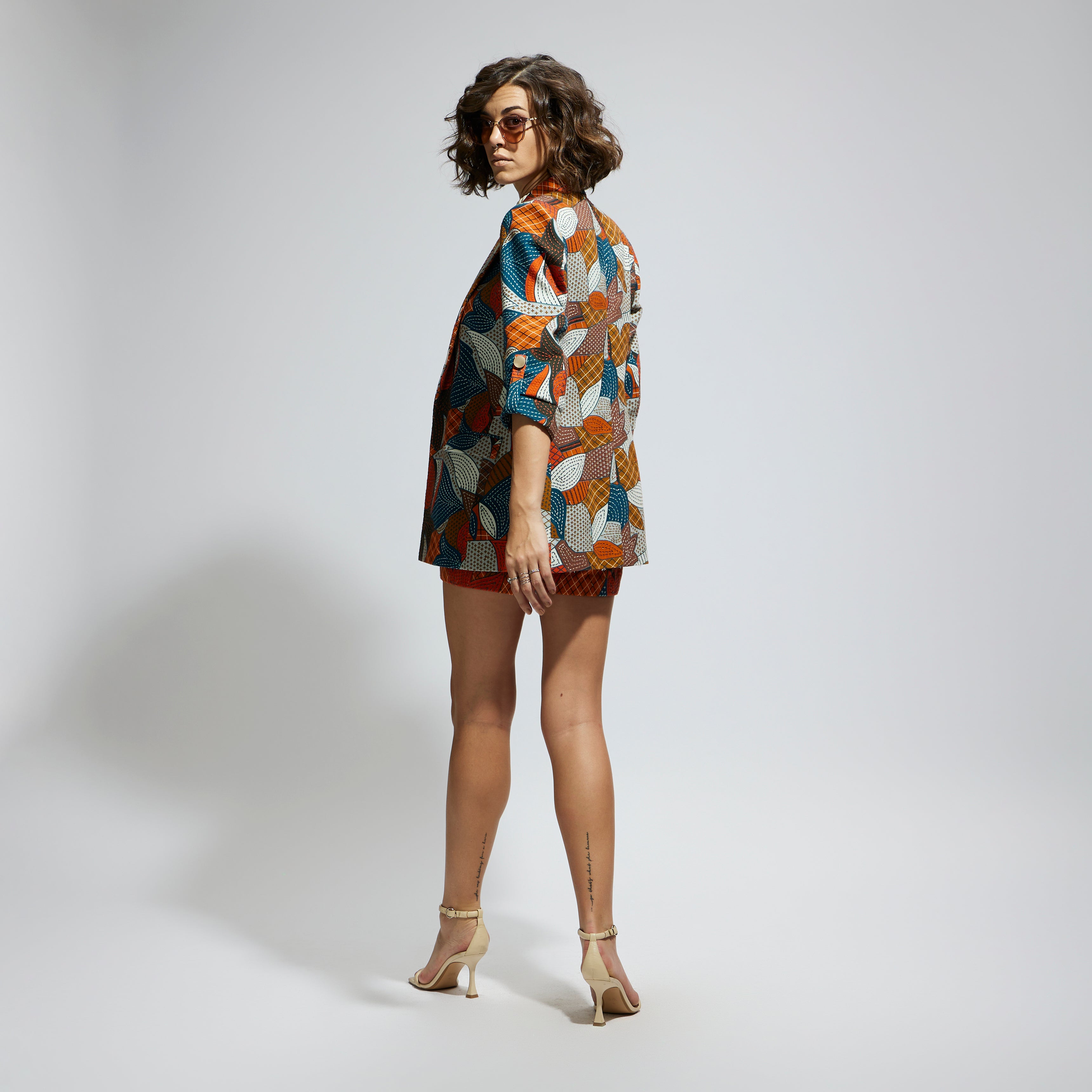 ABSTRACT ENGINEERED TEXTILE EMBELLISHED BLAZER SET