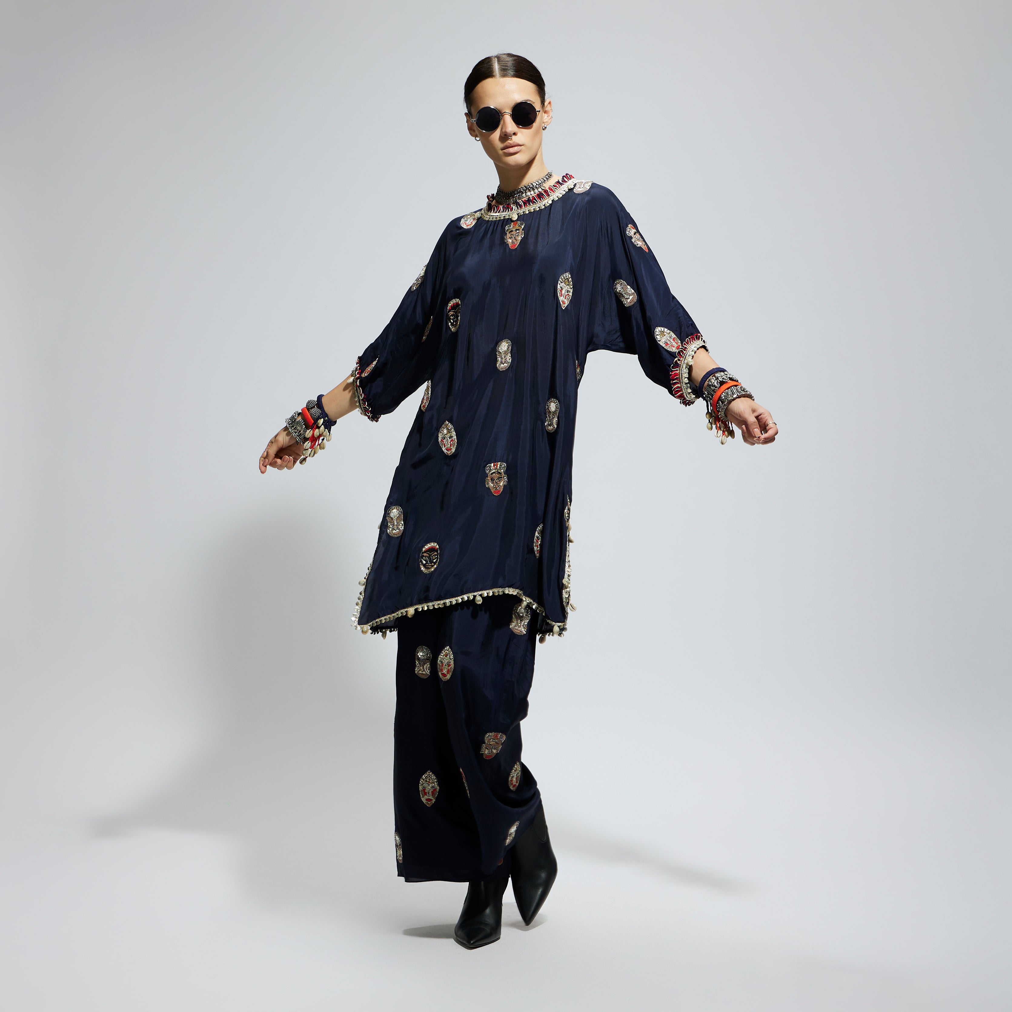 BLUE MASK EMBROIDERED KURTA SET