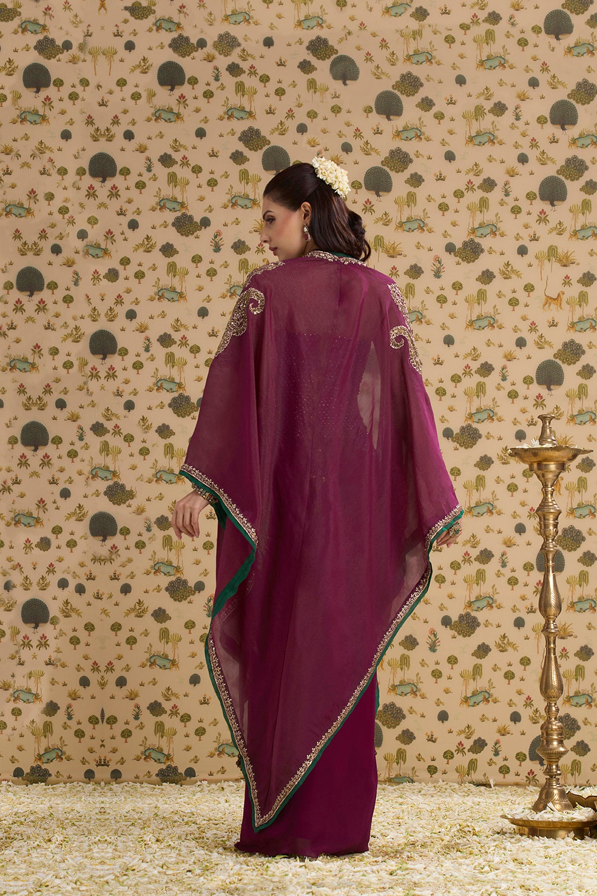 MANJARI CAPE SET 07