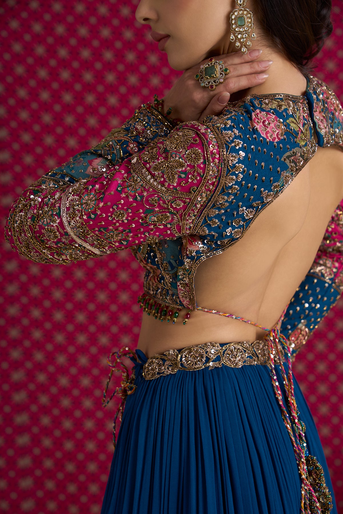 NEELAMBARI LEHENGA 02