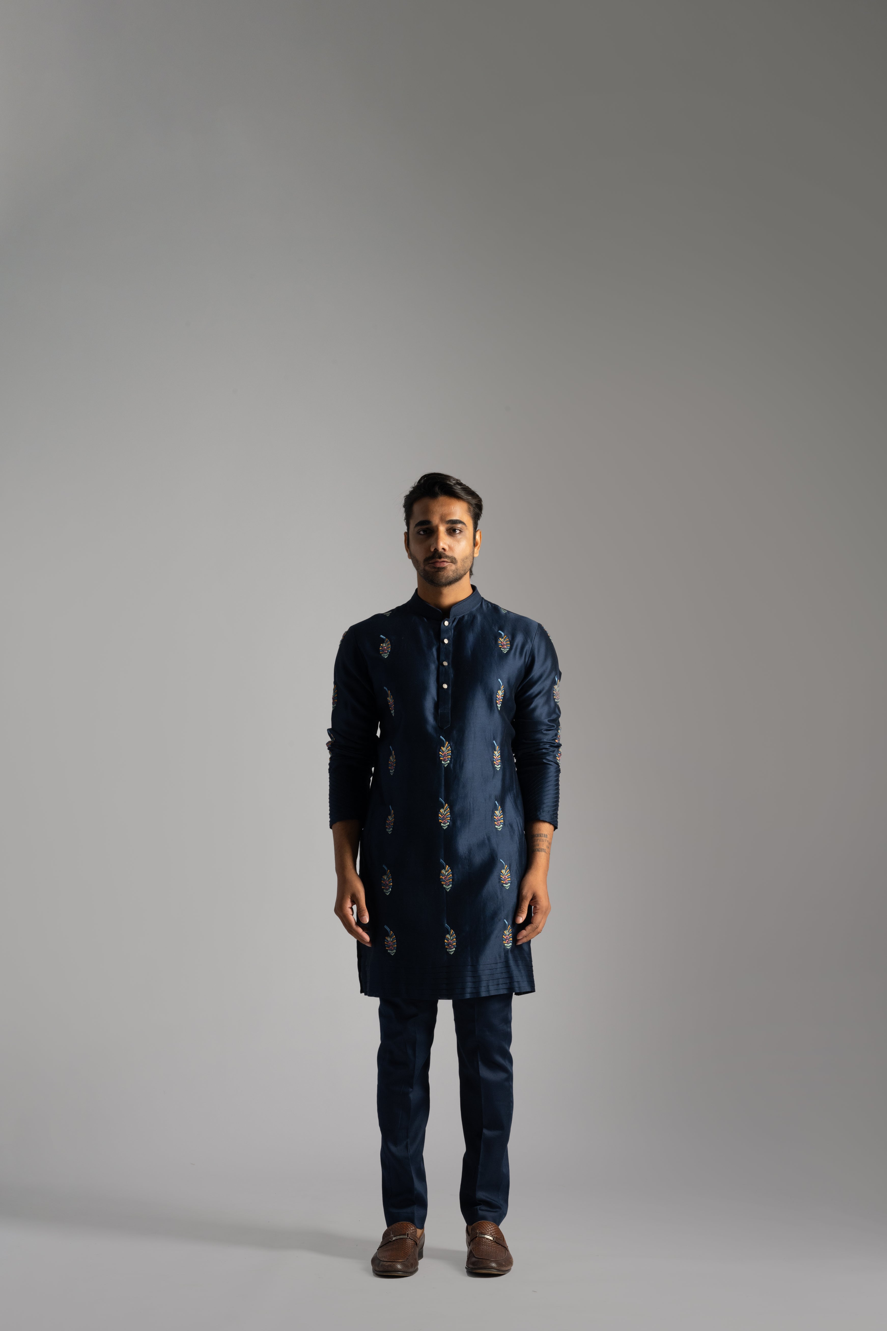 Humair Shop Humaira Classic Kurta Set | The Mahal