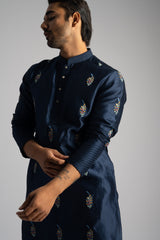 Humaira Classic Kurta Set