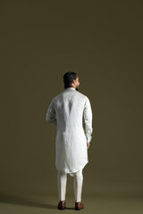 Kiran Elegant Kurta Ensemble