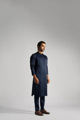 Naureen Elegant Kurta Set