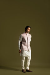 Haniya Signature Kurta Set