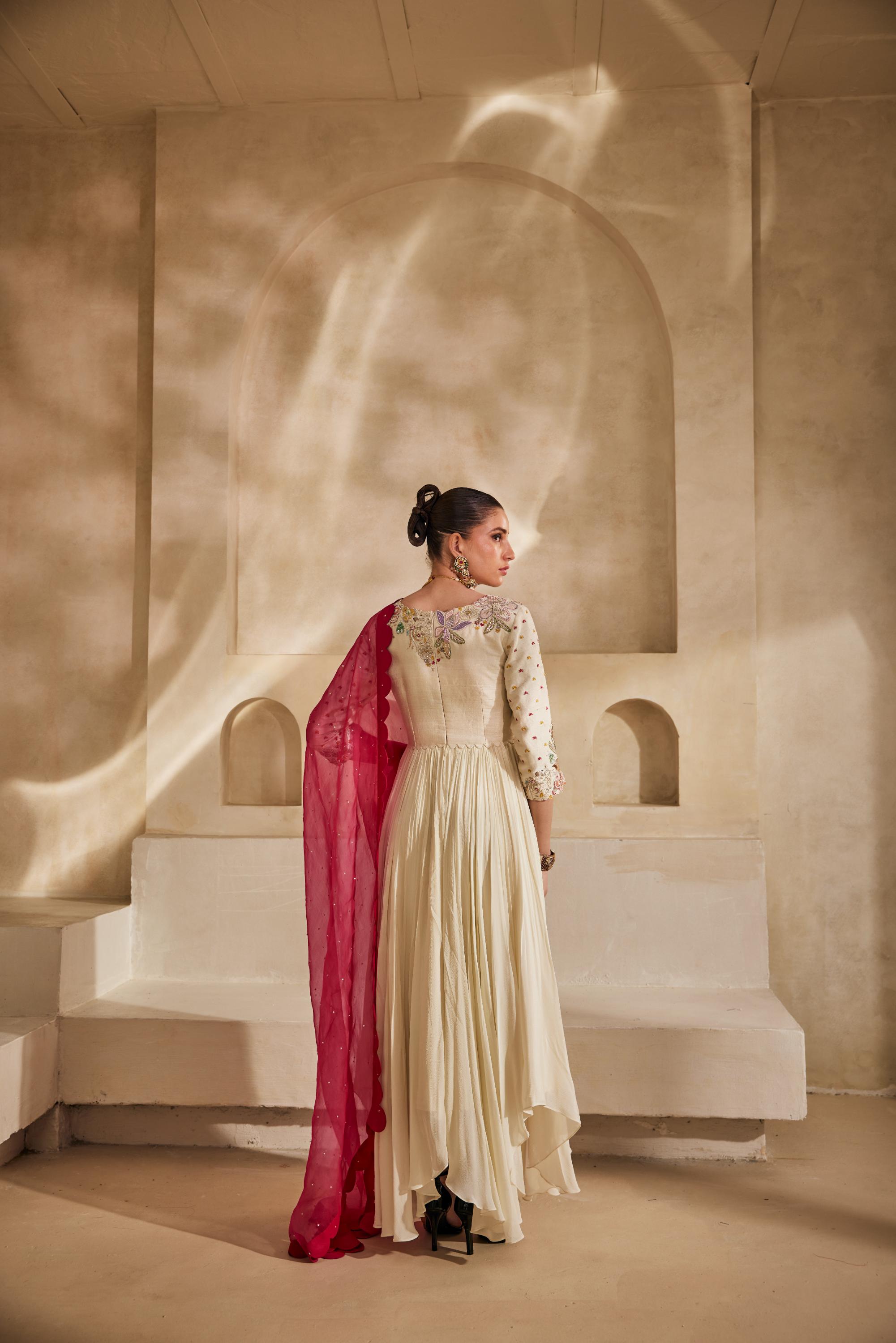 gulaabi anarkali set