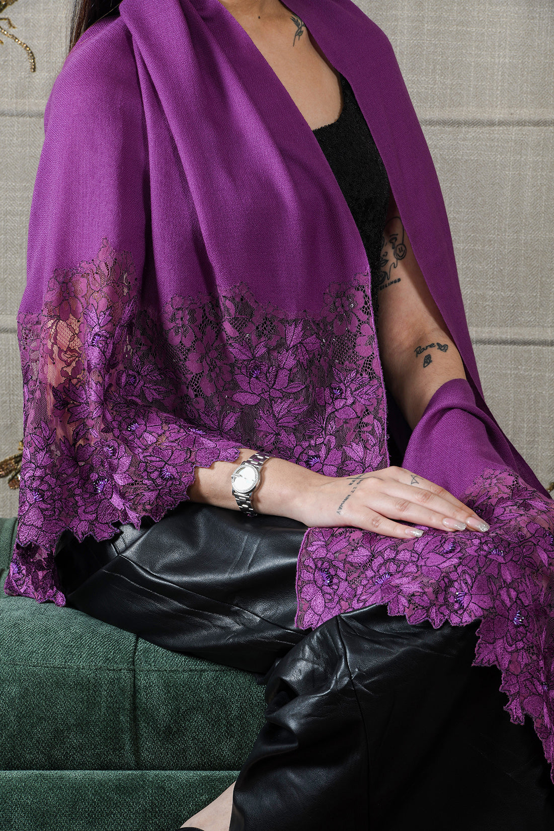 A Rose Filigree | Embroidered Wool Silk Stole