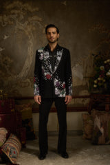 Flora Nova Tuxedo