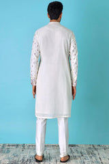 Ivory Extravaganza: Ivory Chanderi Silk Kurta with Resham and Zari Embroidery