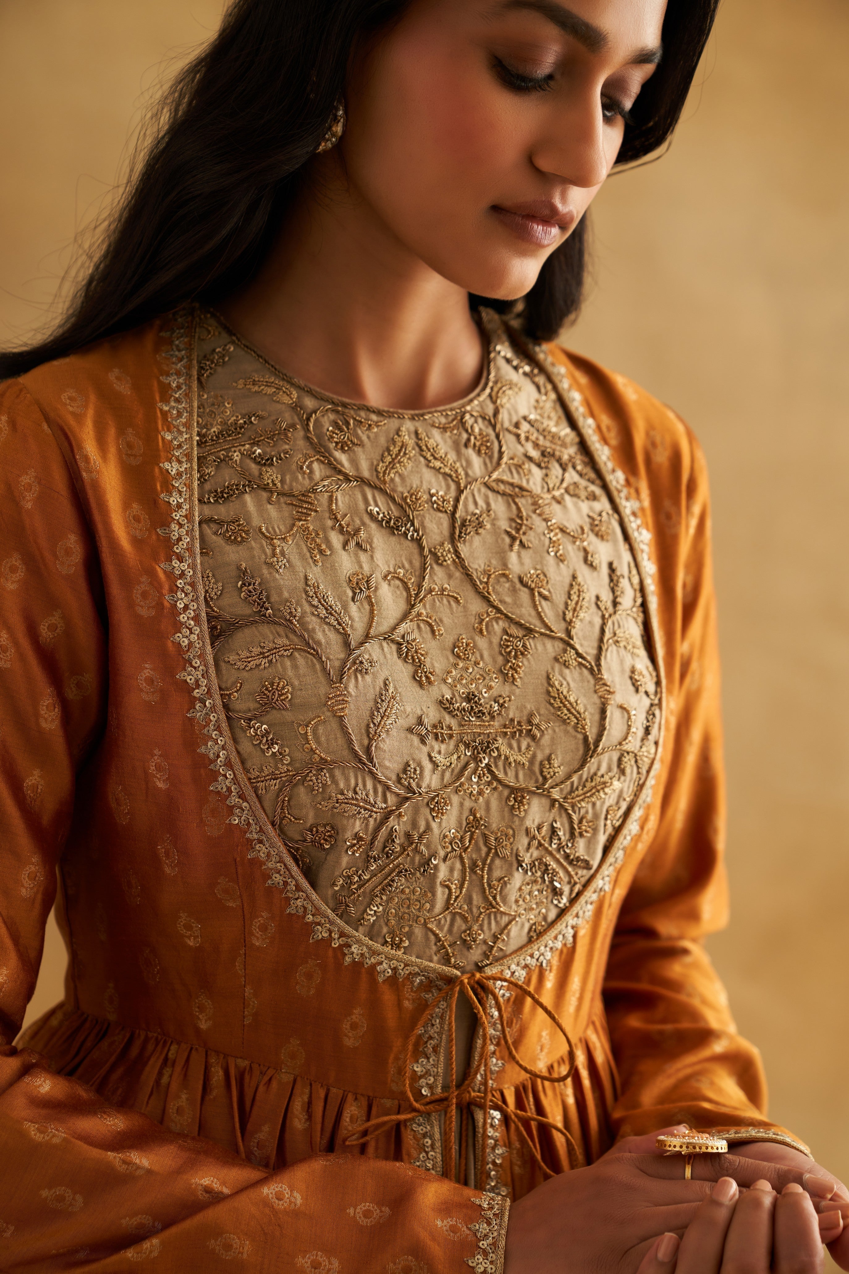 Zariya : To Find Light
