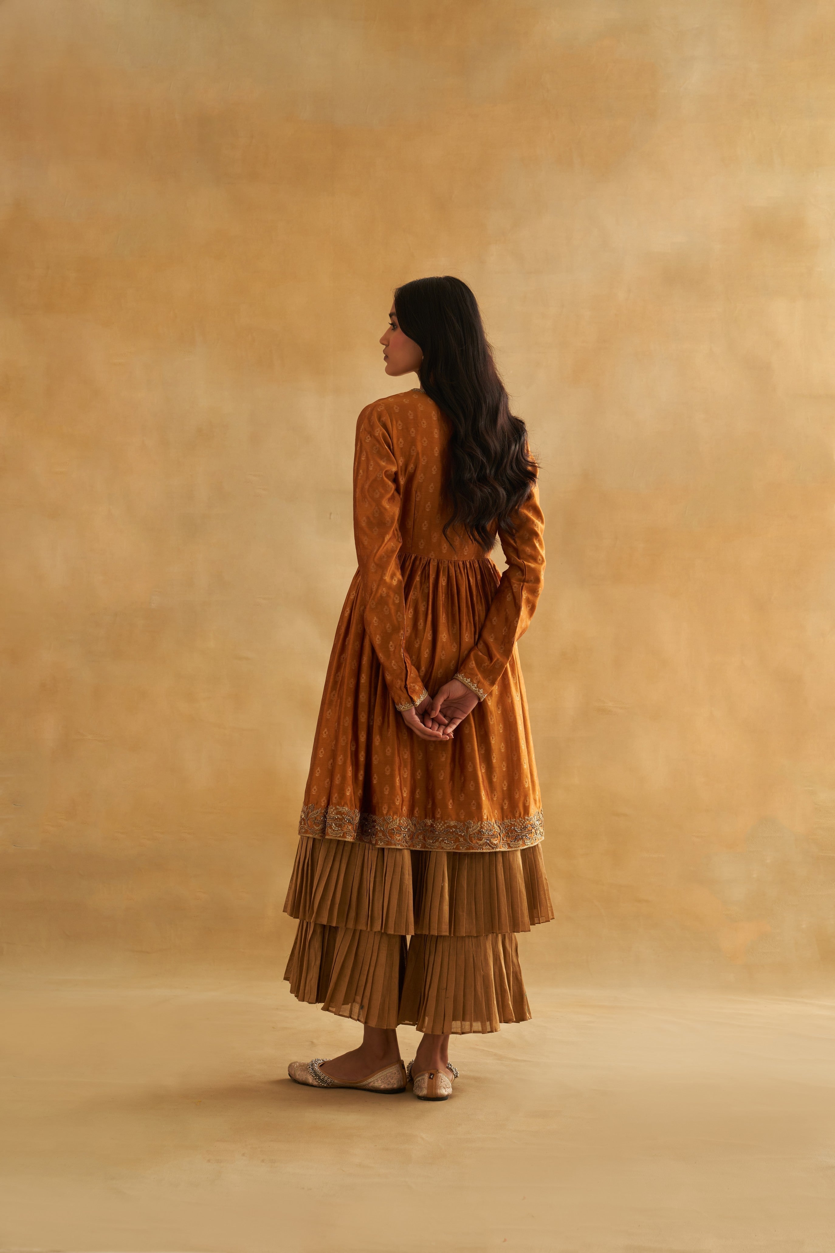 Zariya : To Find Light