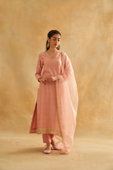Lutfiya: graceful