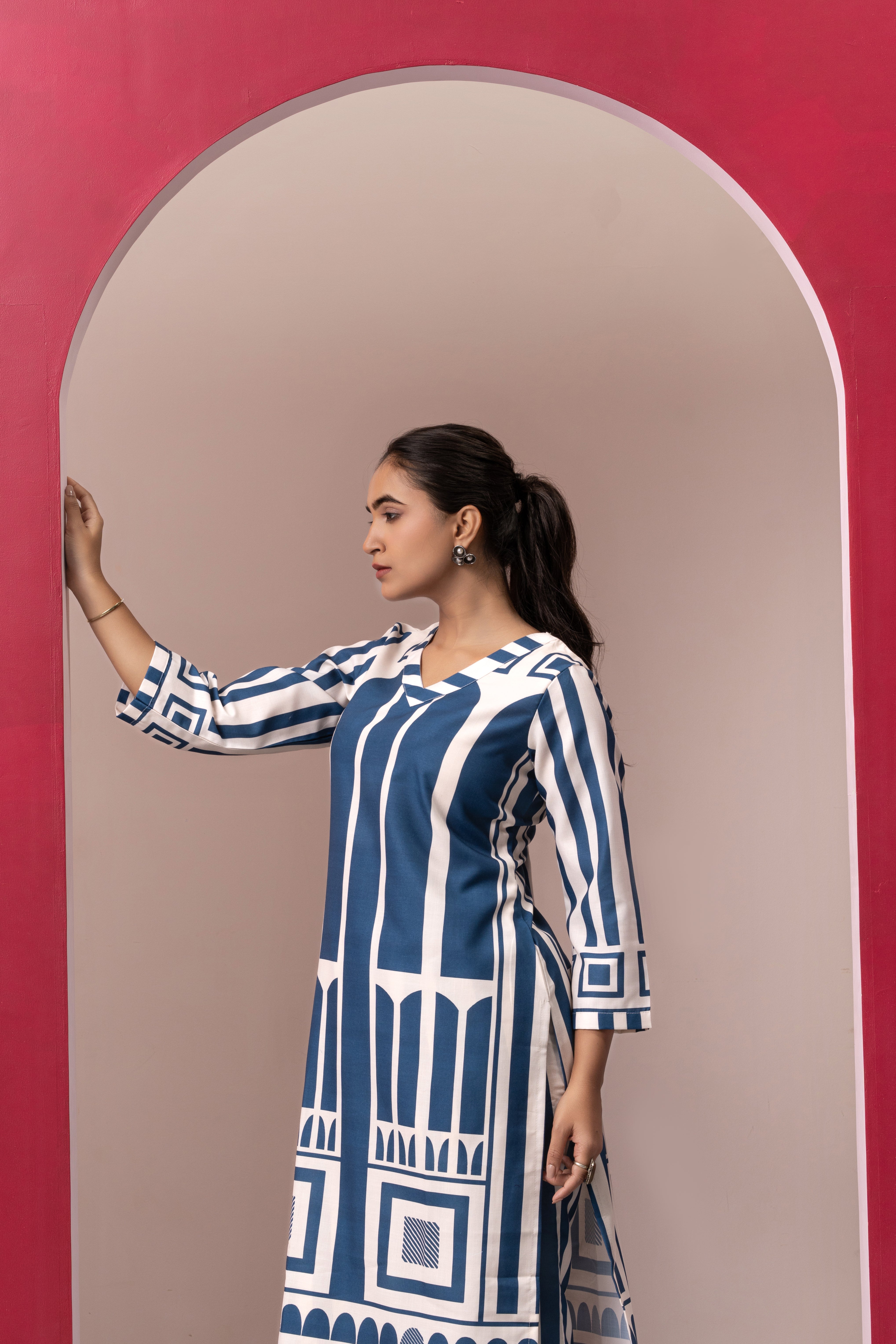 BLUE WOMEN PRINTED KURTA SET