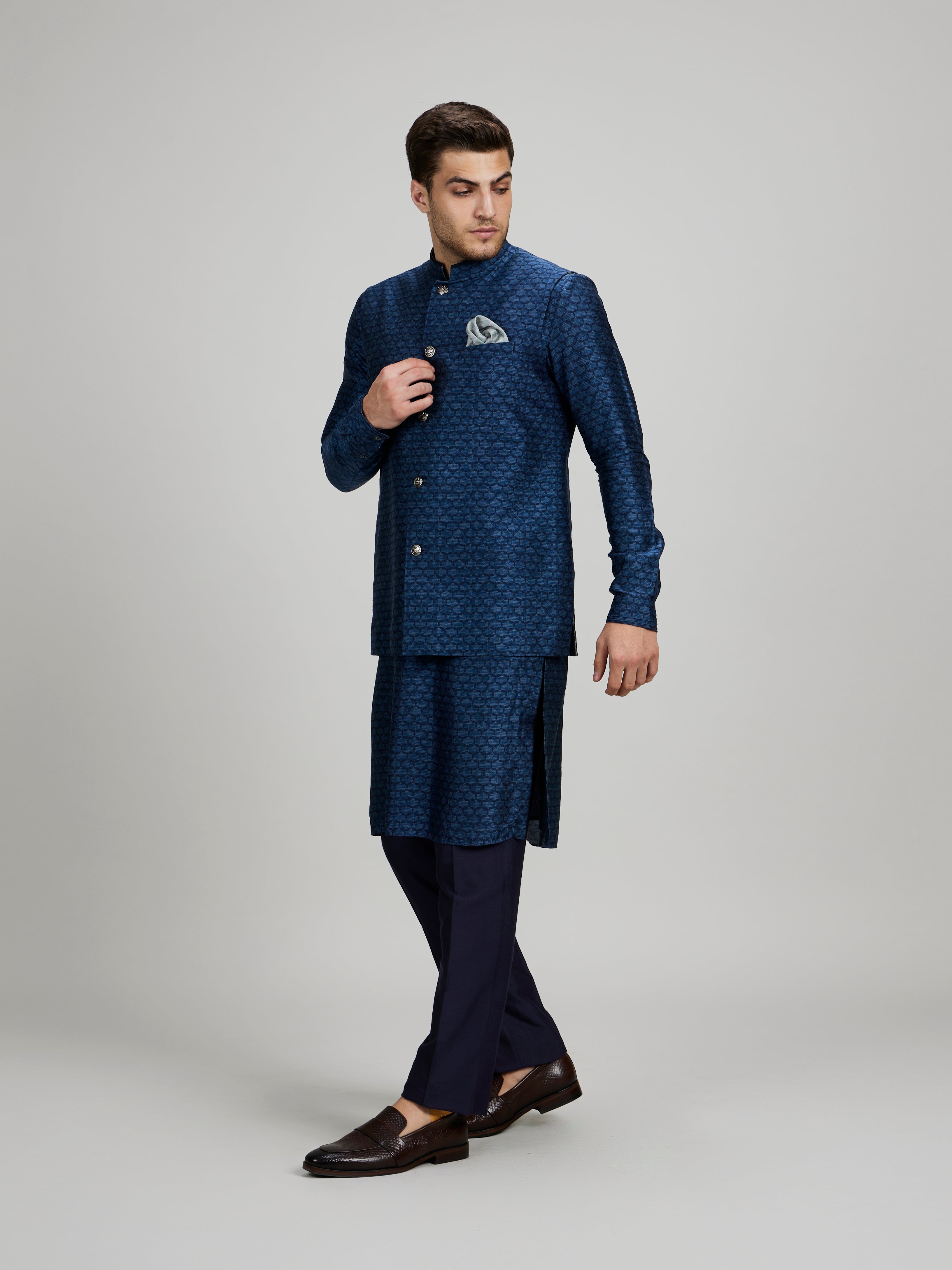 Teal falcon printed bandhi jacket