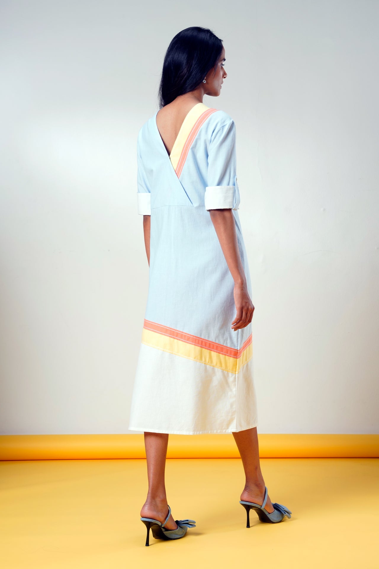 Fiji-ni-horizon-glow-midi-dress