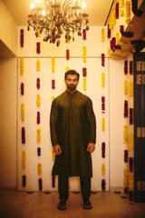 Karan Singh Grover in Farid Kurta Set