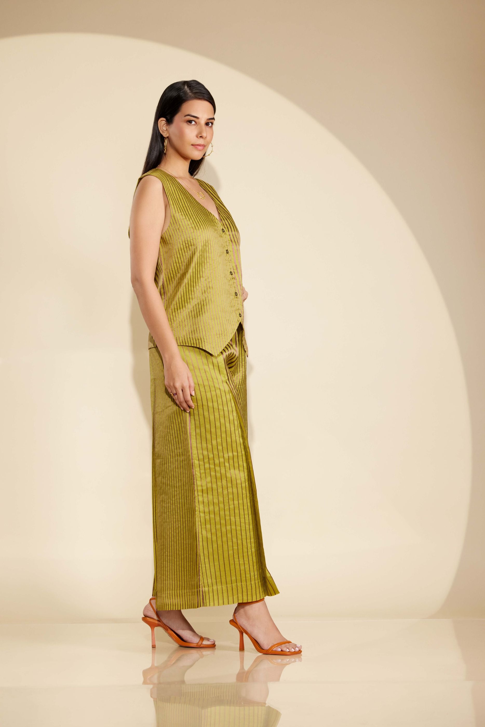 YELLOW VEST TOP SET