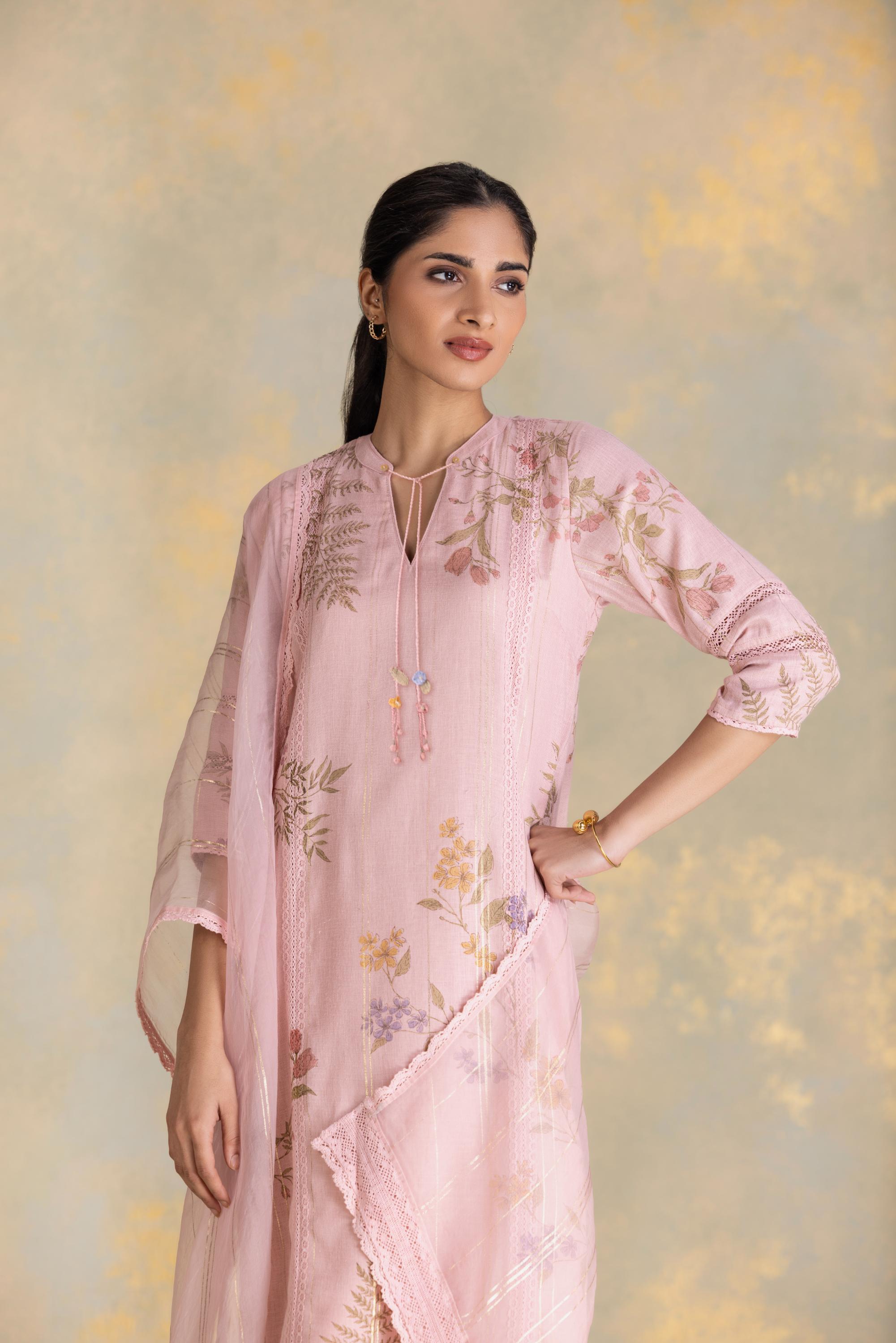 Botanique Kurta Set
