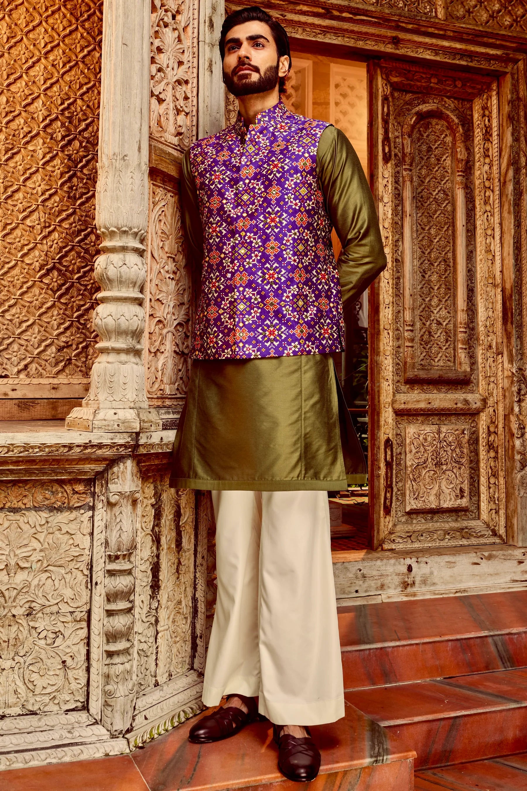 Purple Raw Silk Mirror Embellished Bundi Set