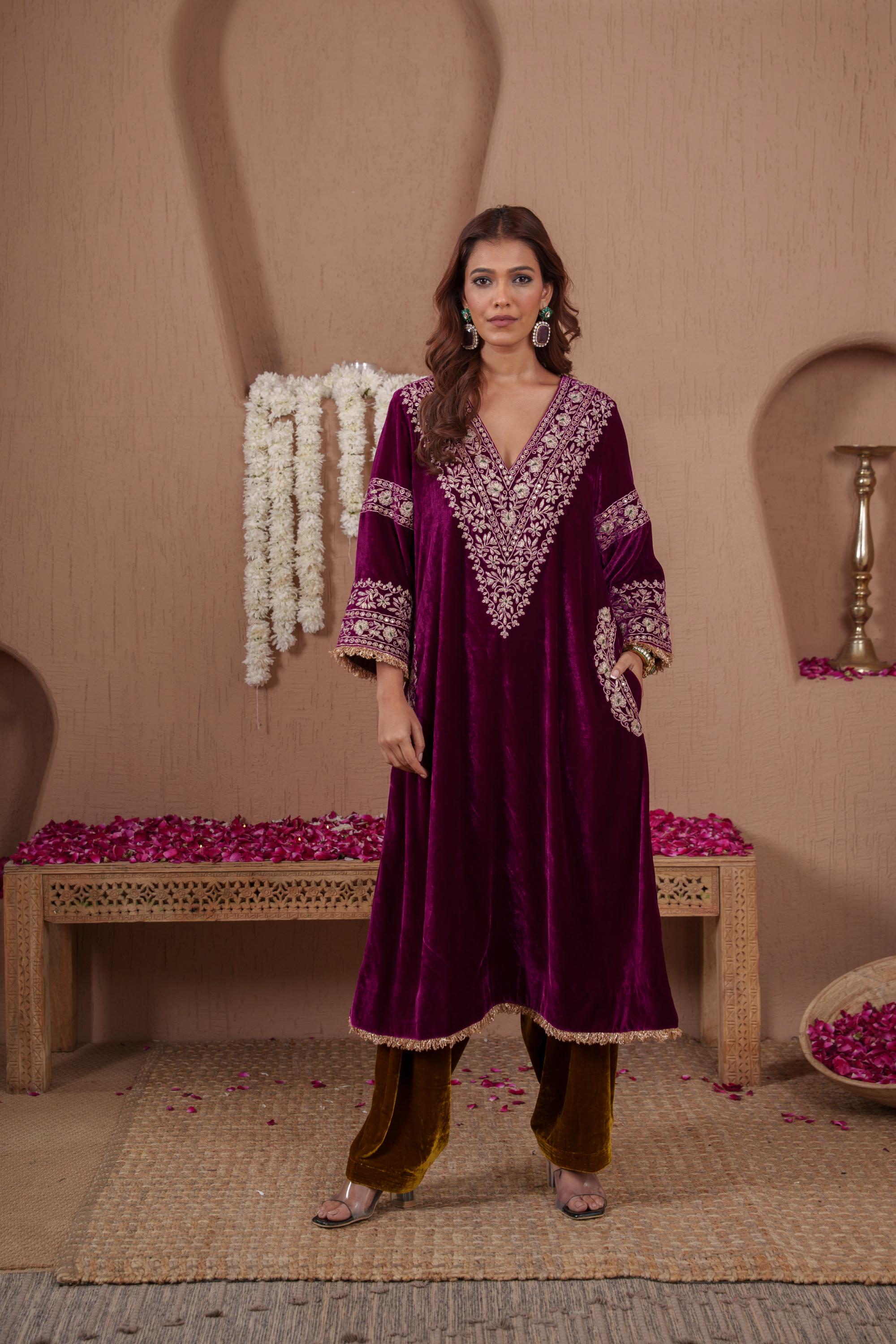 AFREEN: Pink Green Phiran Set