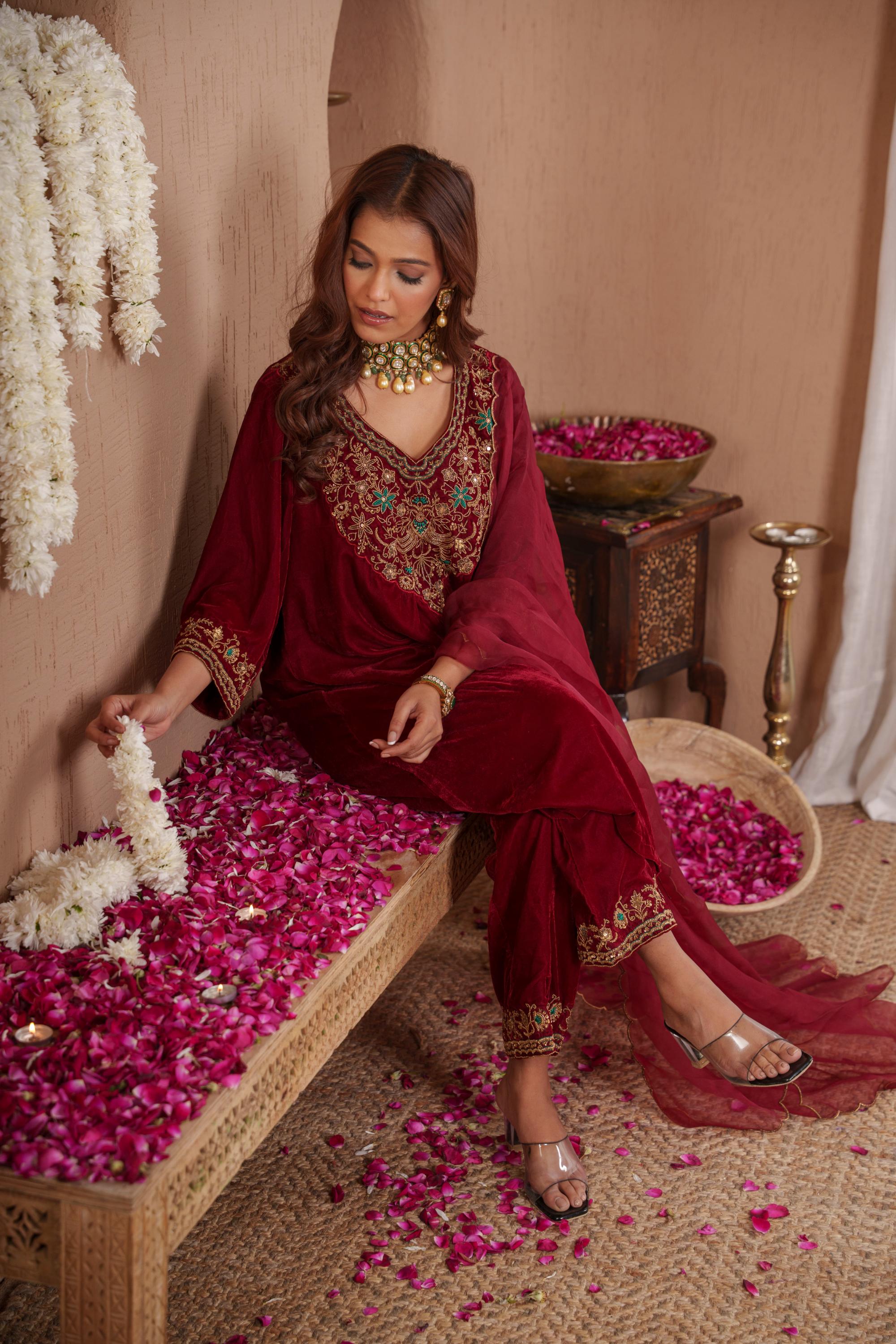 AFREEN: Maroon Kurta Set