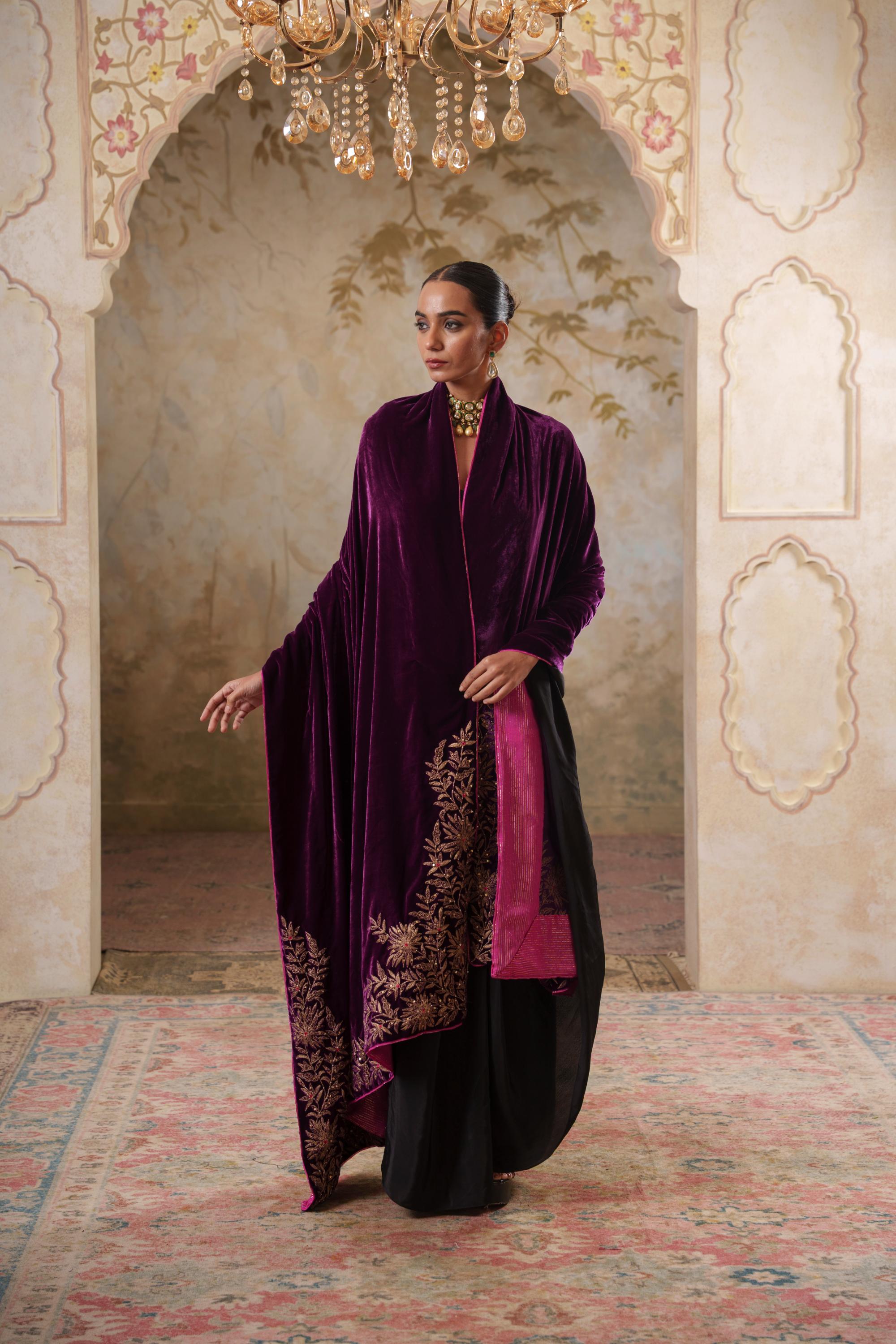 AFREEN: Purple Embroidered Duashala