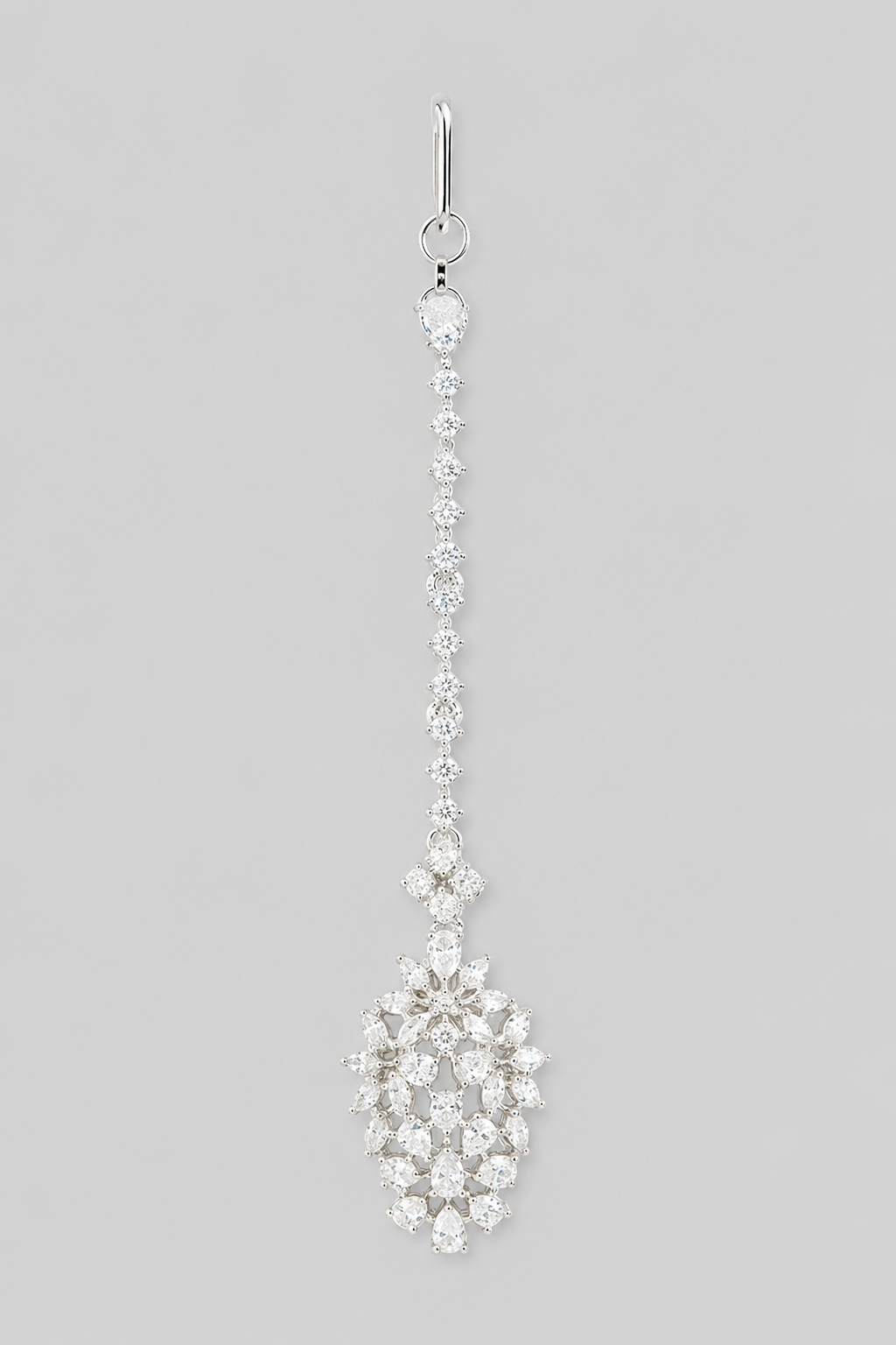 Elegant and petit diamond maangtika