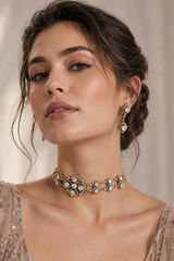 Elegant yet dramatic polki choker set with matching earrings