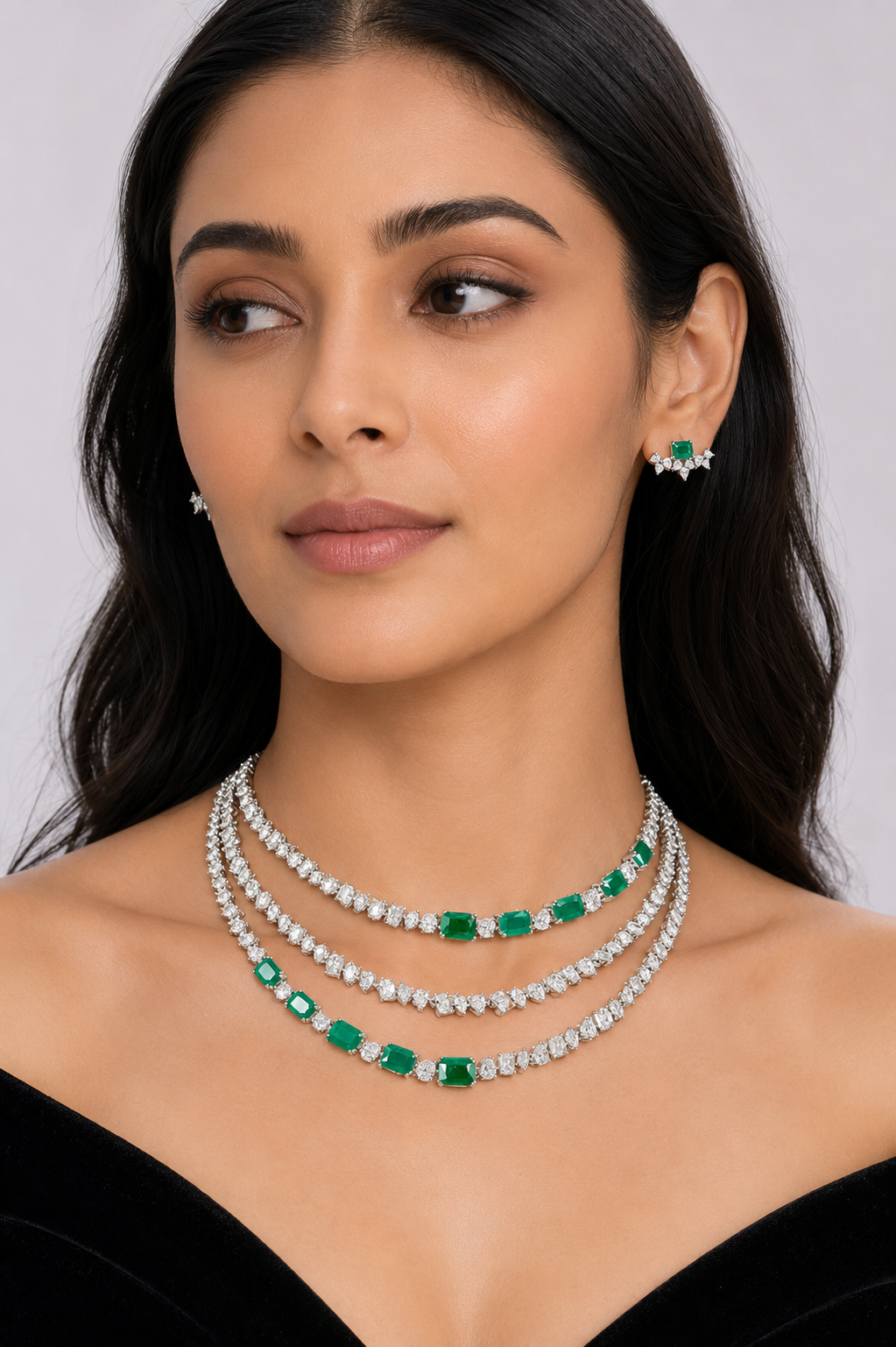 Elegant and classy diamond long necklace set with emeralds