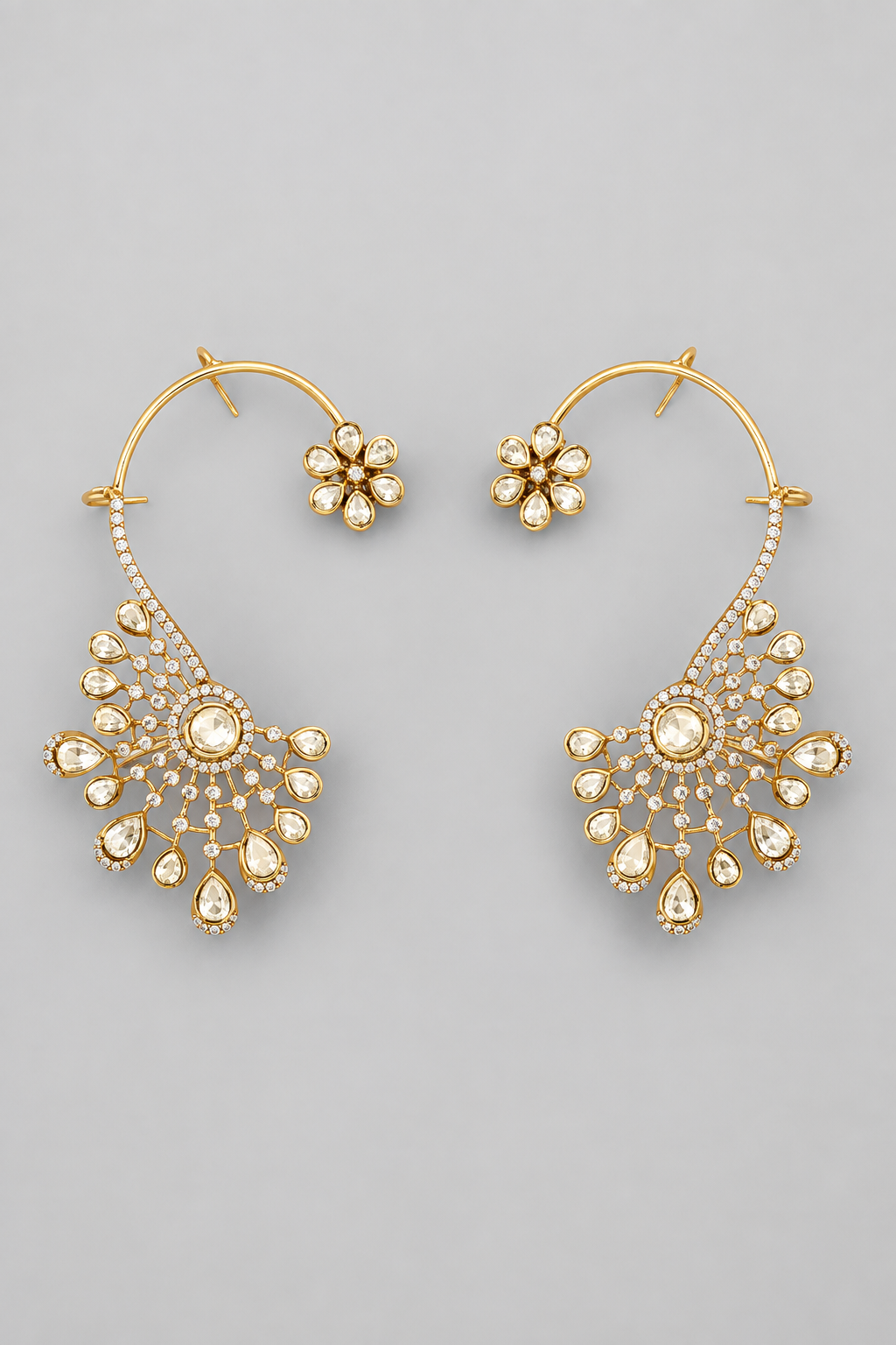 Bold and dramatic pair of kundan polki earcuffs