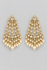 Bold and dramatic pair of kundan polki danglers