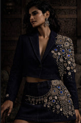 Yasmeen set