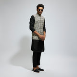 WHITE LEAF PRINTED BUNDI