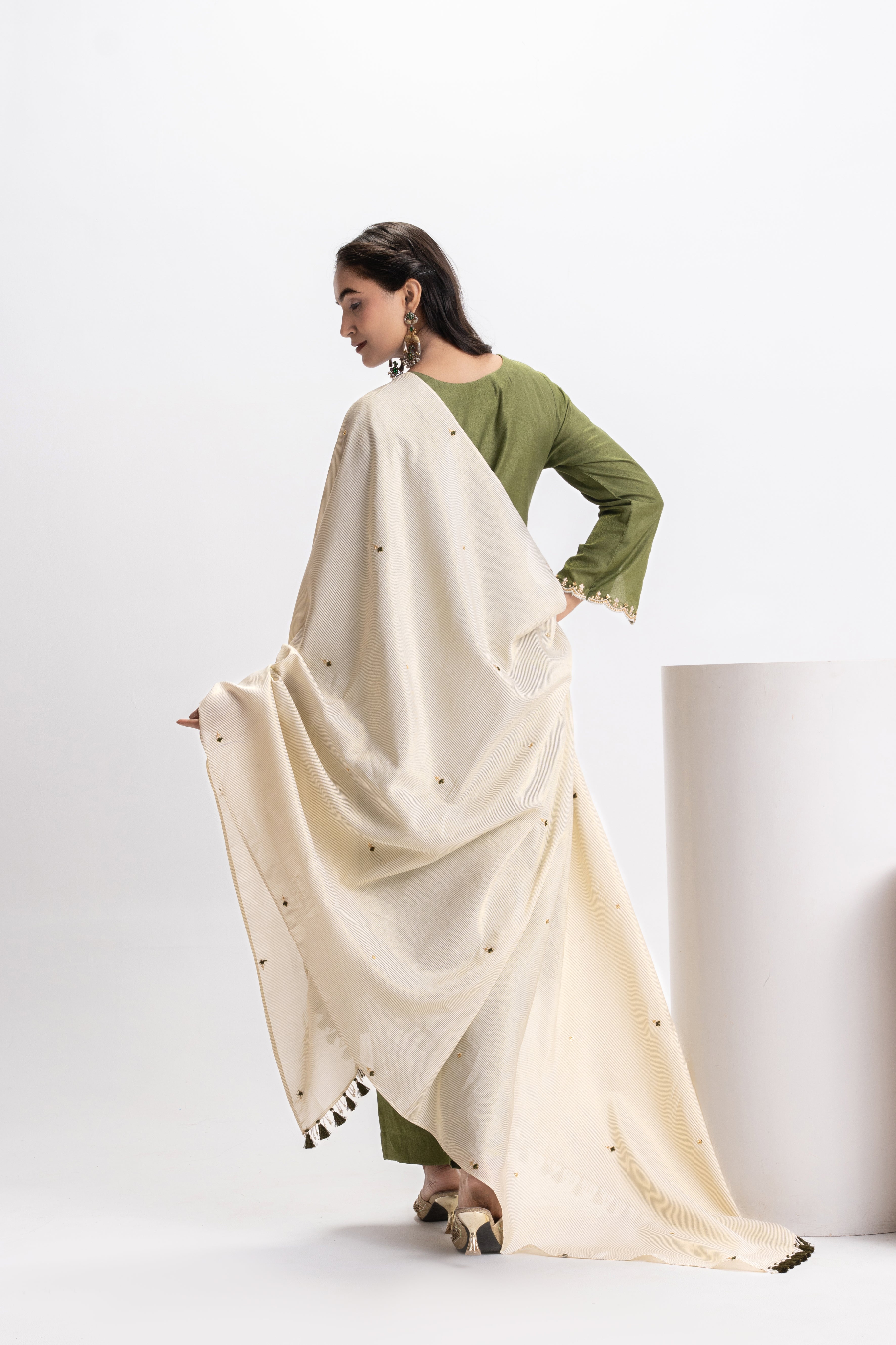 CHANDERI DOUBLE KALI EMBROIDERED KURTA  PANT SET