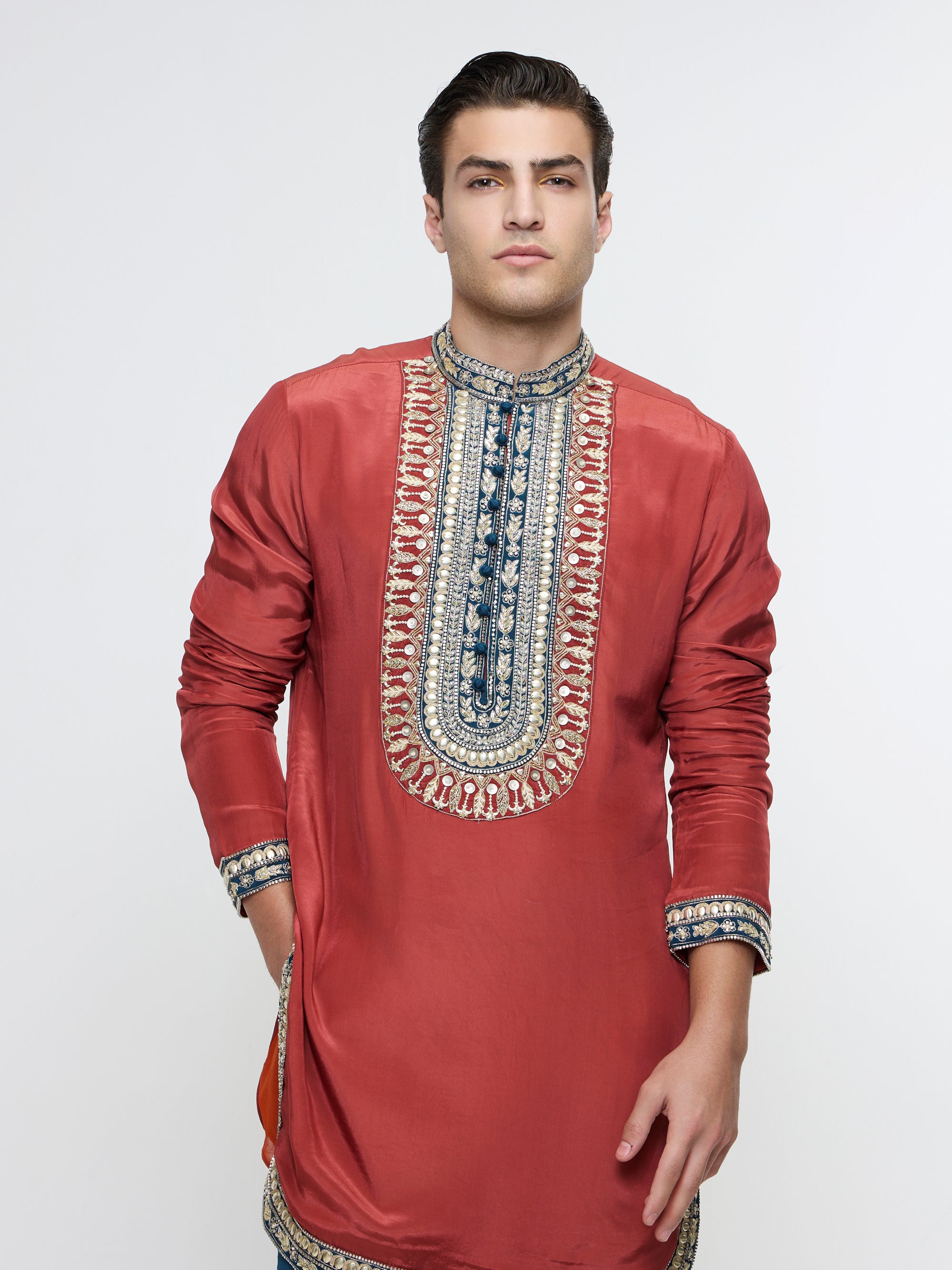 RUHAAN THREADWORK YOKE EMBROIDERED KURTA WITH PANTS