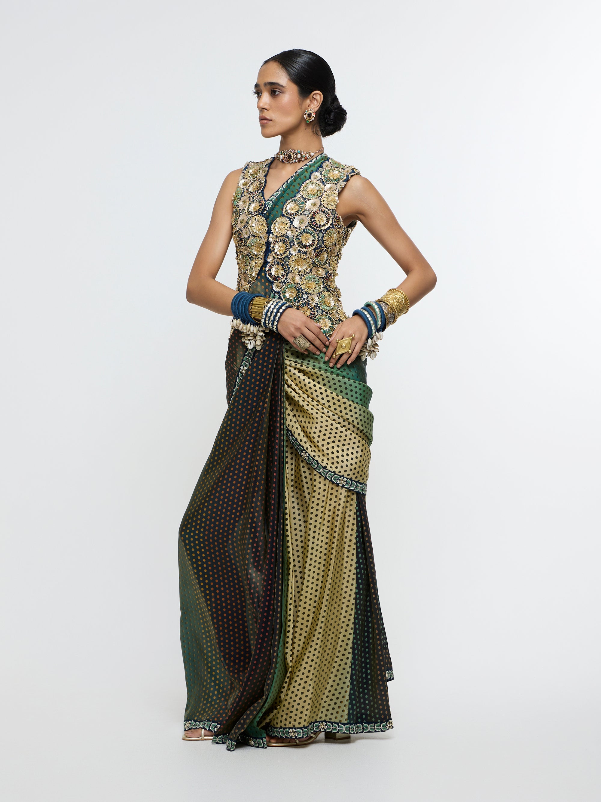 NAYAB WAIST COAT PAIRED WITH DRAPE SAREE