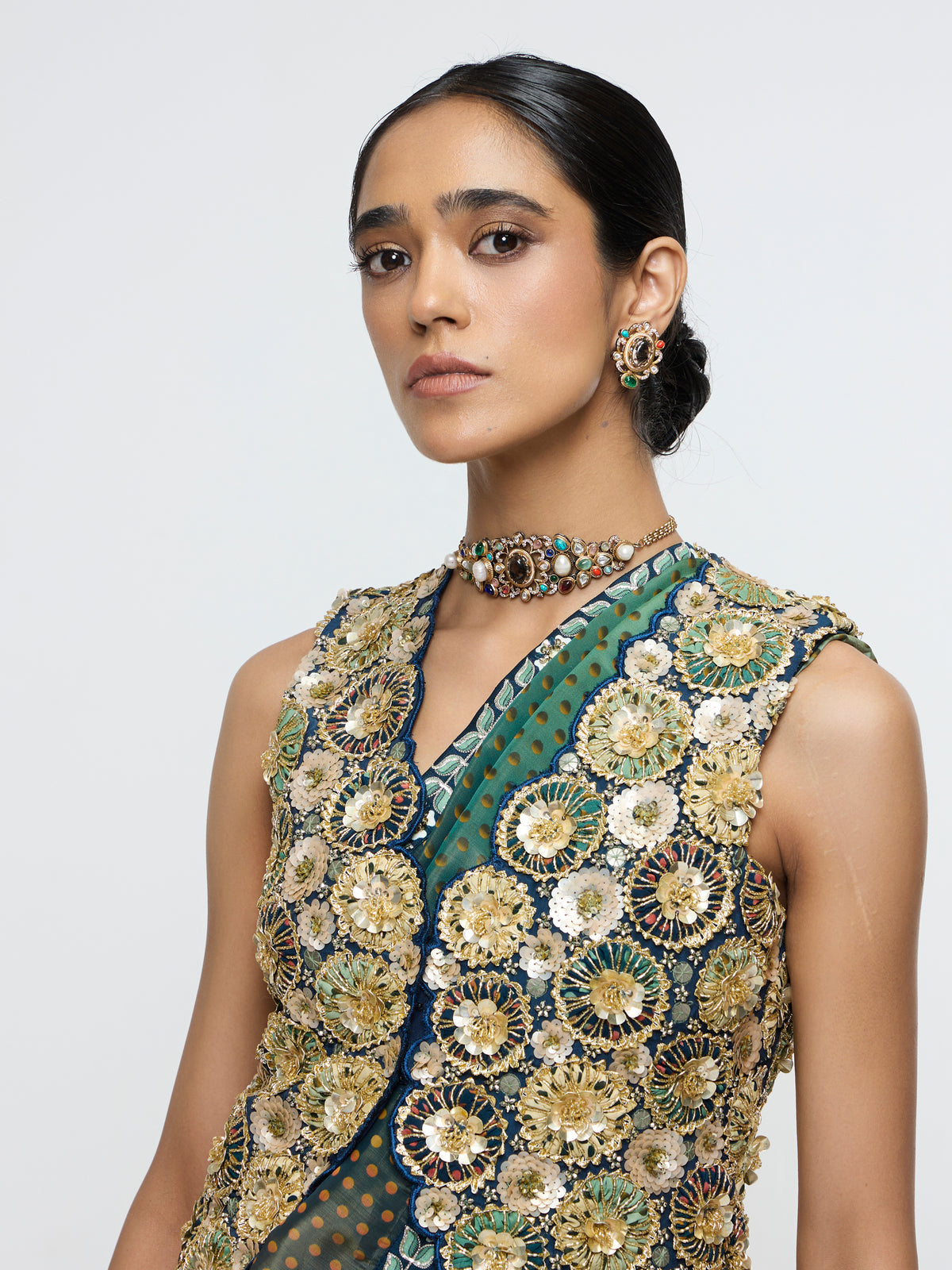 NAYAB WAIST COAT PAIRED WITH DRAPE SAREE