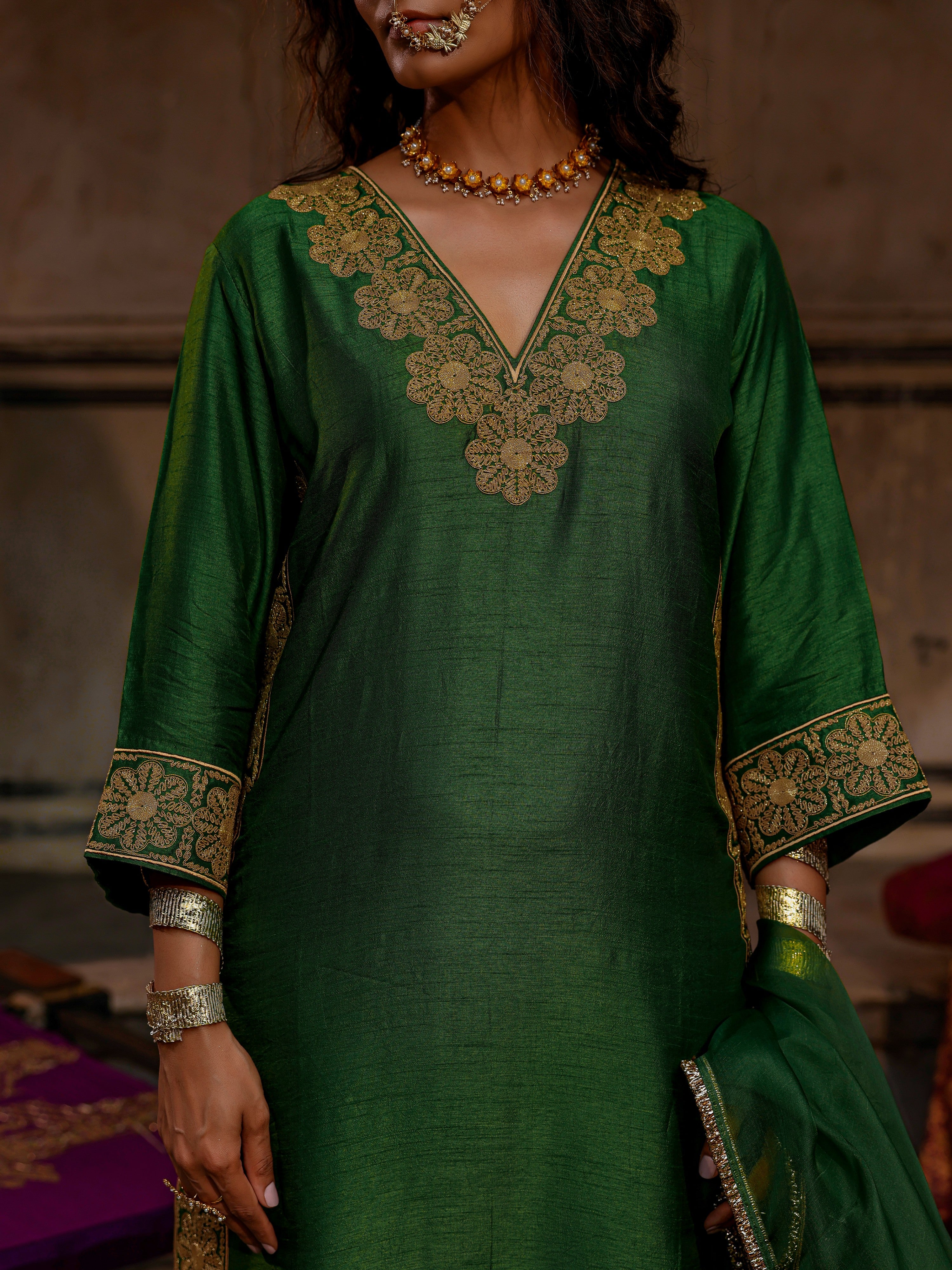 FARNAZ