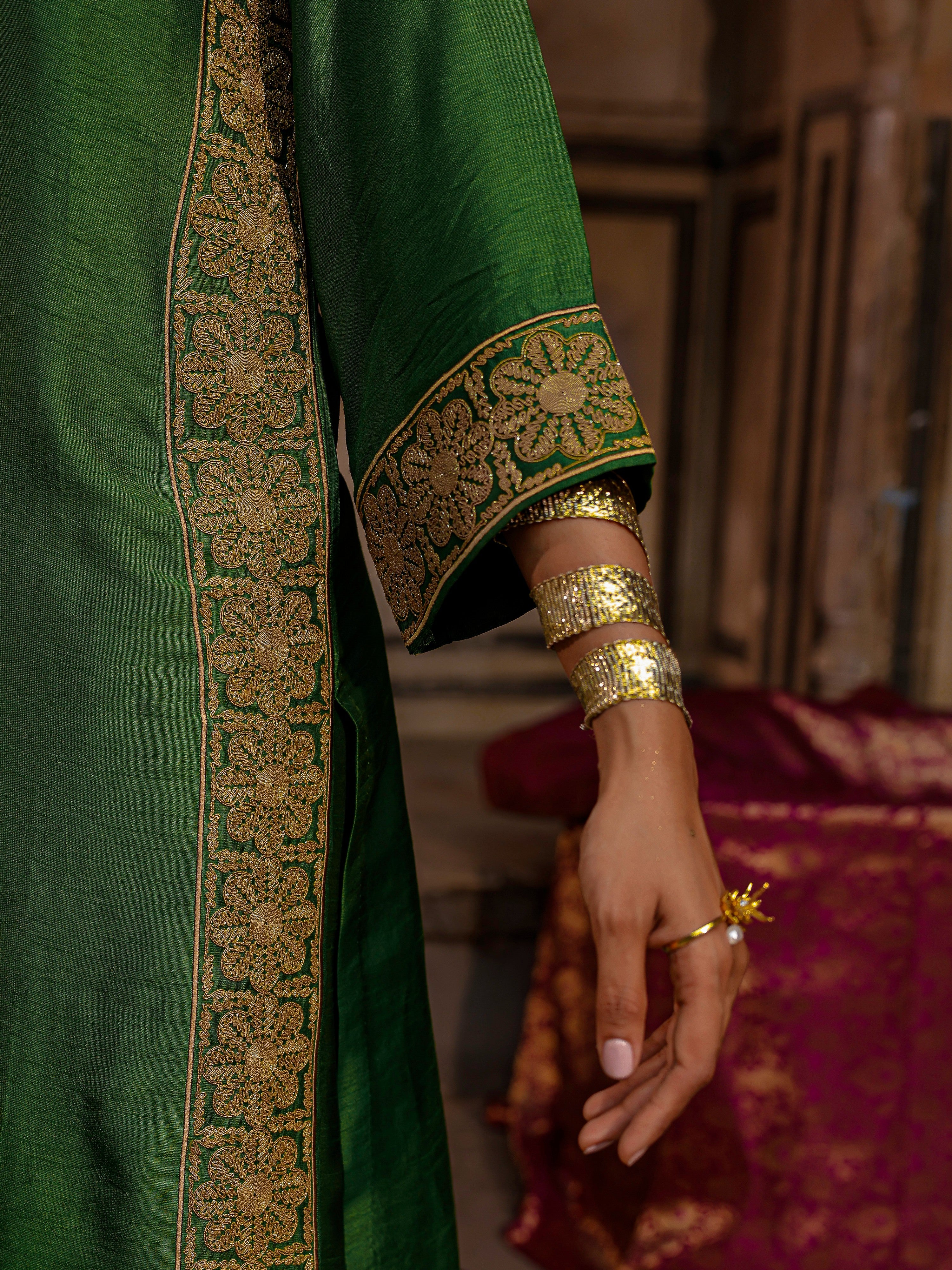 FARNAZ