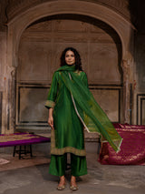 FARNAZ
