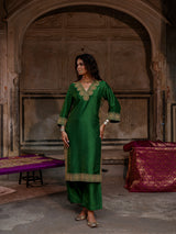FARNAZ