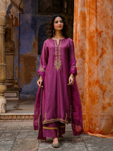 MUSKAAN