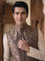 Salim Banarasi Bandi: Men's Black Zari Paisley Waist Coat