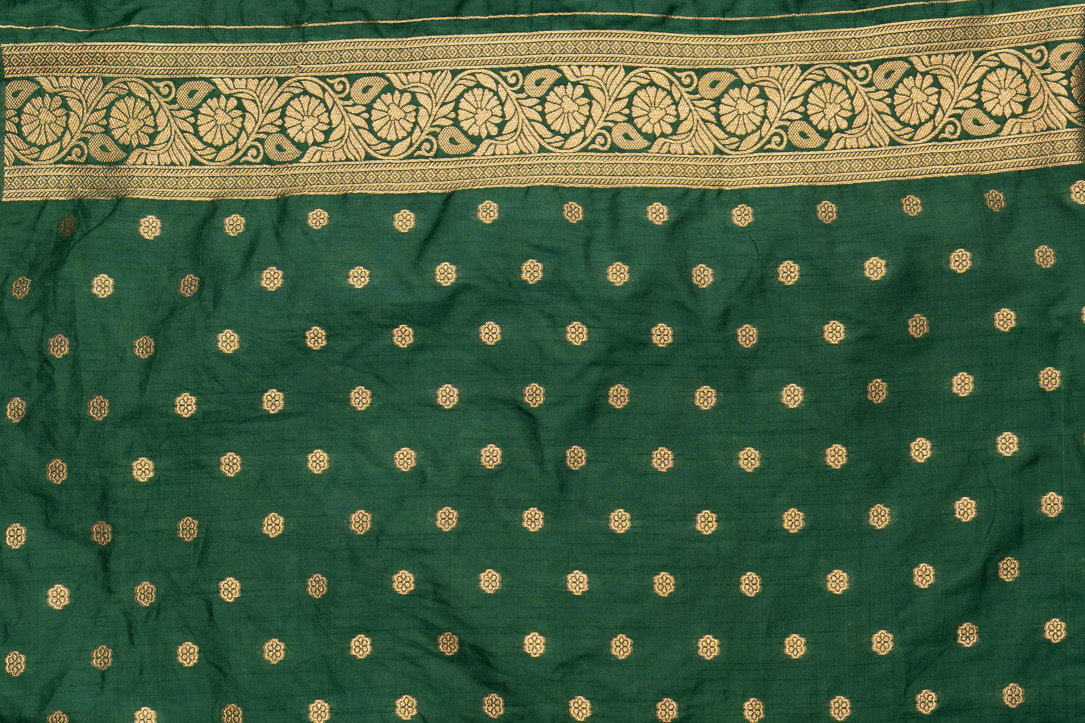 Bottle Green Pure Silk Banarasi Handloom Saree?