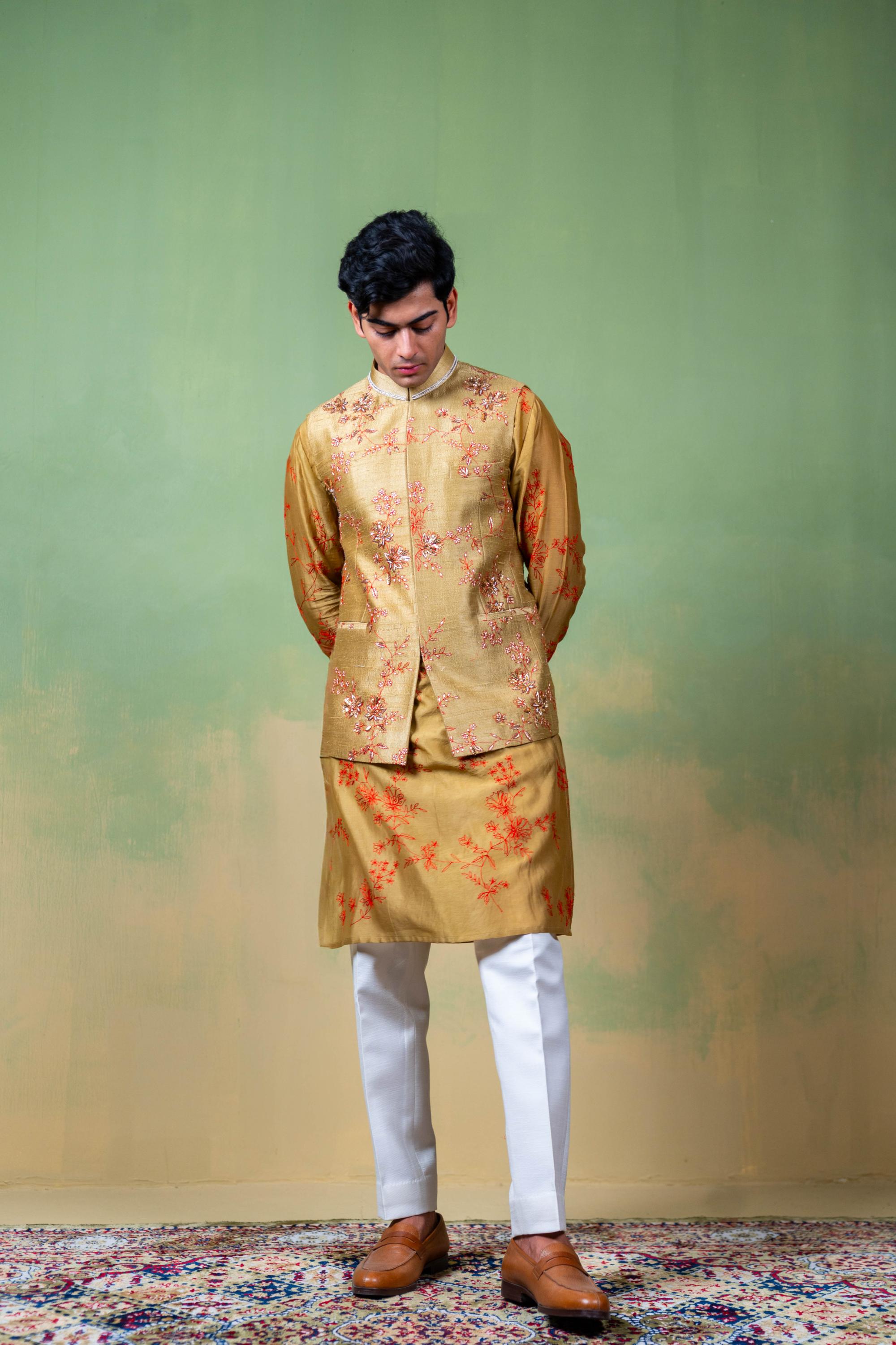 Gulmohar Bandi set