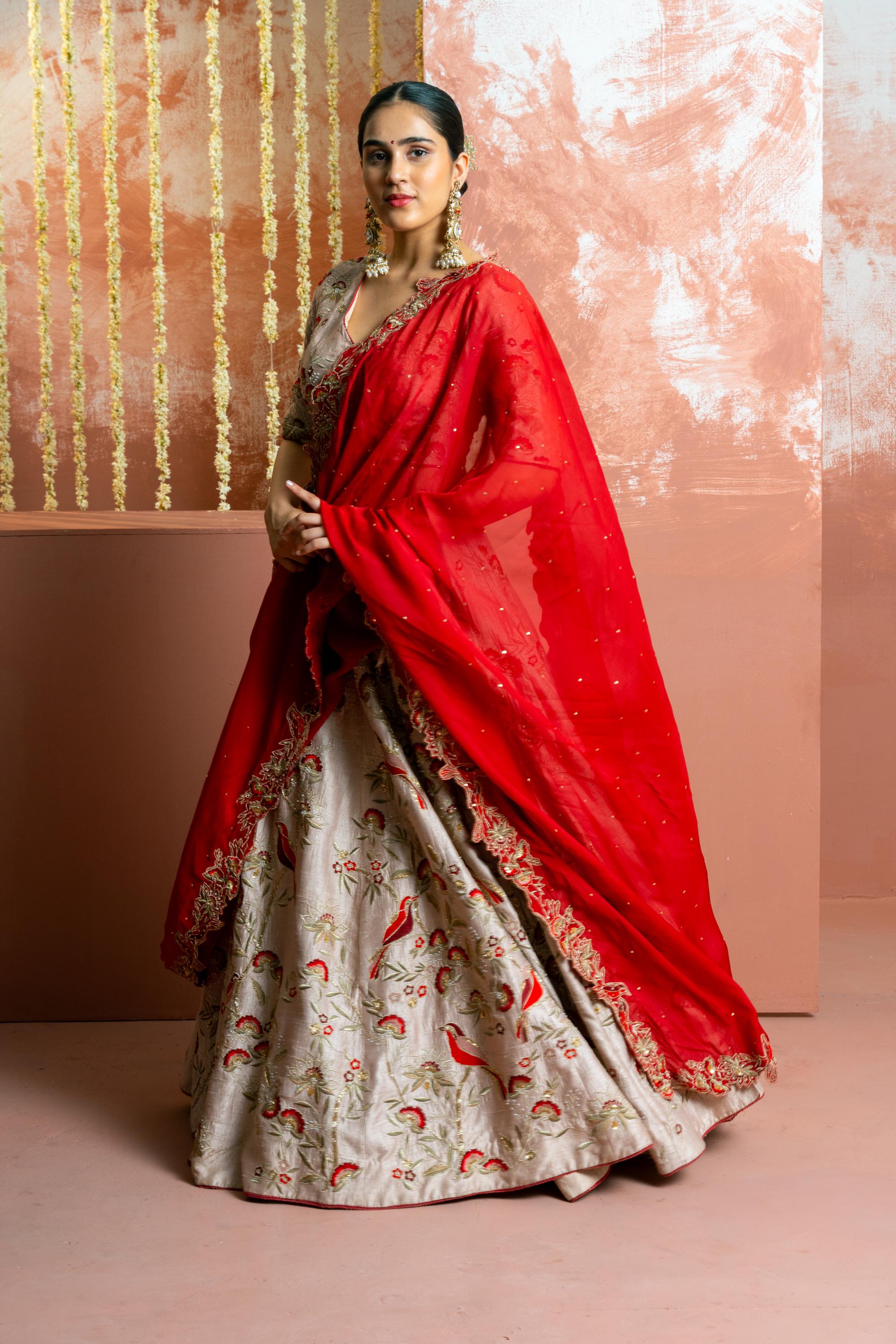 PAKHI | The Mahal