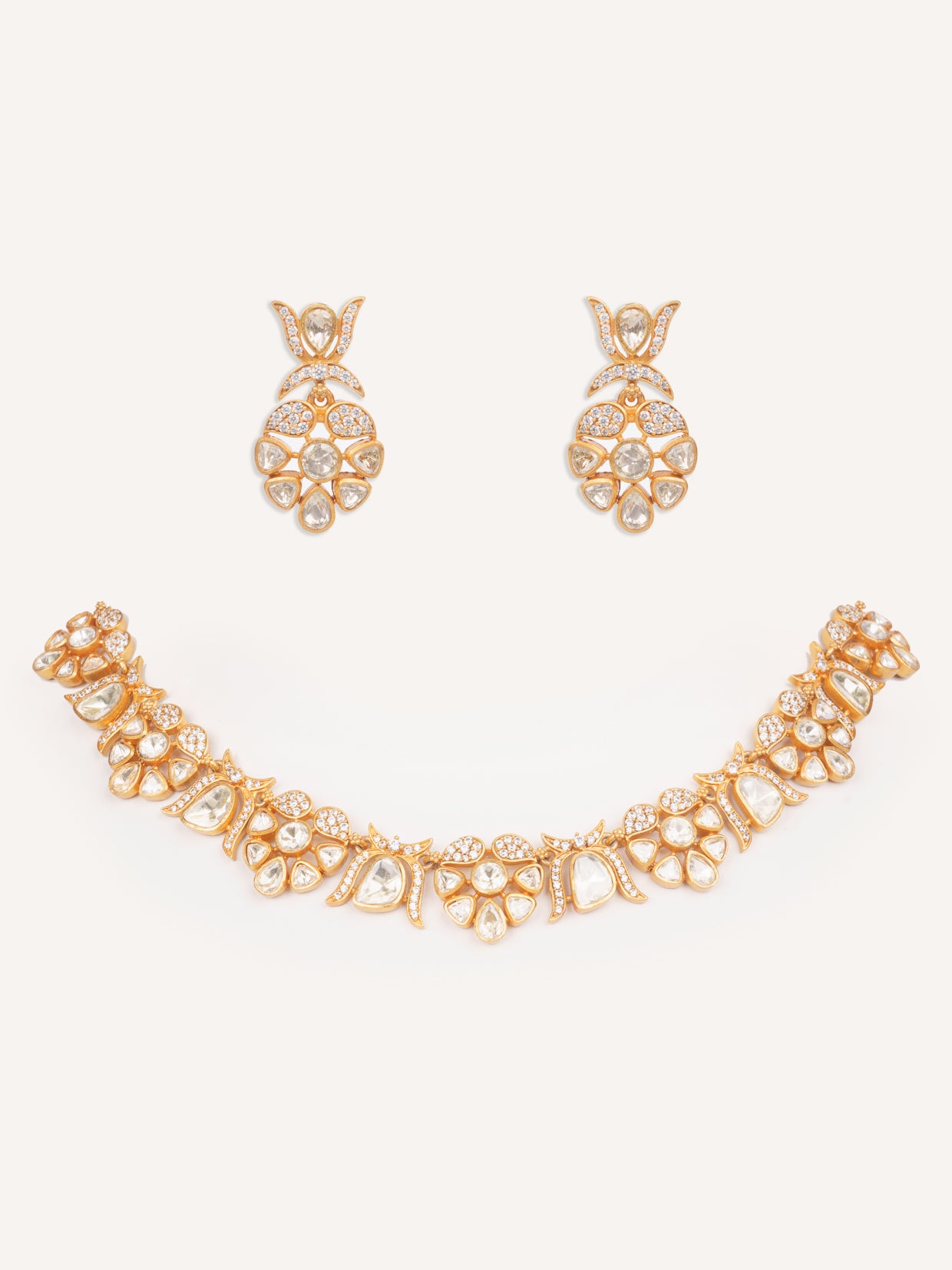 Elegant and classy moissanite necklace set with matching earrings