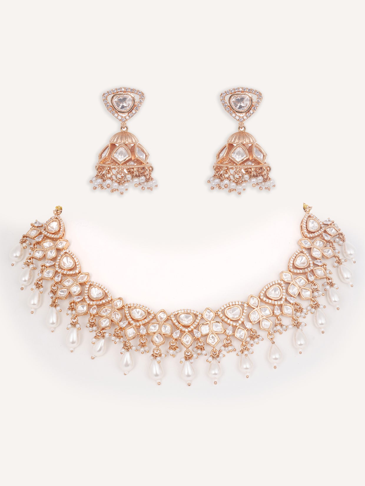 Elegant and stylish pendant necklace and earrings