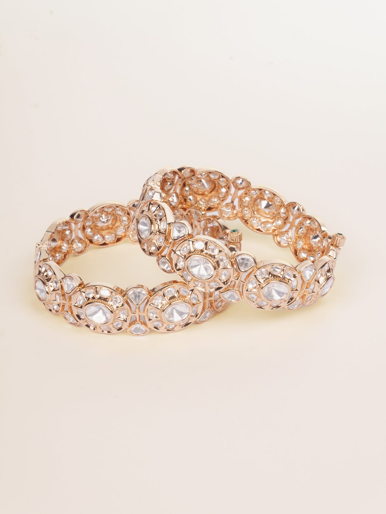 Pair of traditional yet classic kundan bangles