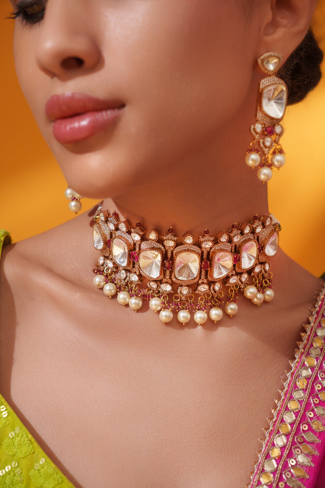 Bold and dramatic polki choker with matching earrings